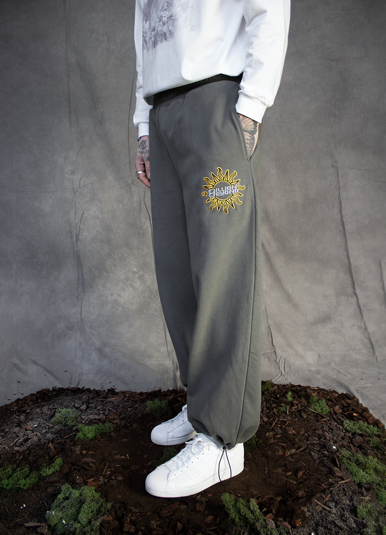 ULTRA WIDE JOGGERS