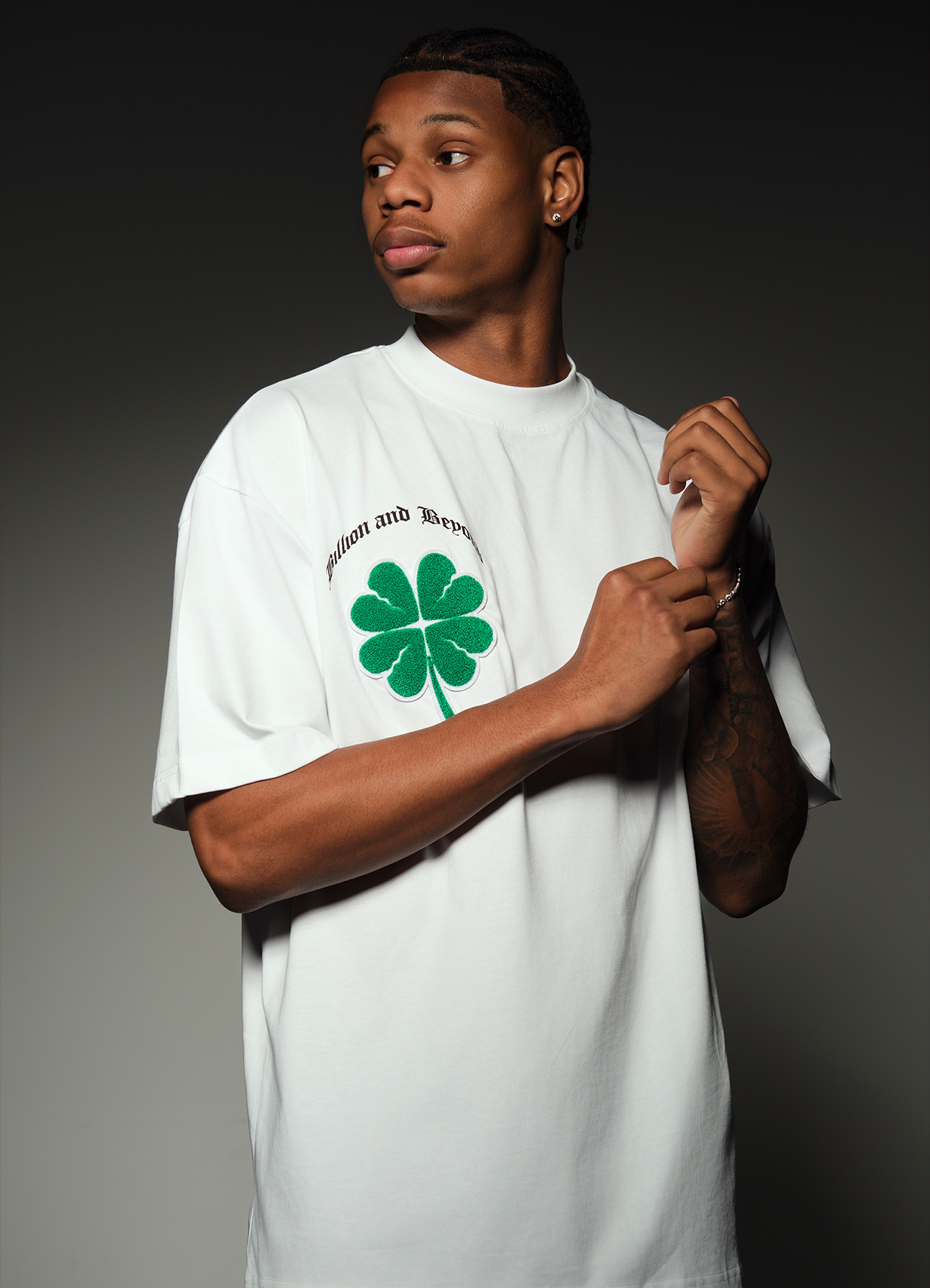 LUCKY CRACK HEART TEE - WHITE 🍀