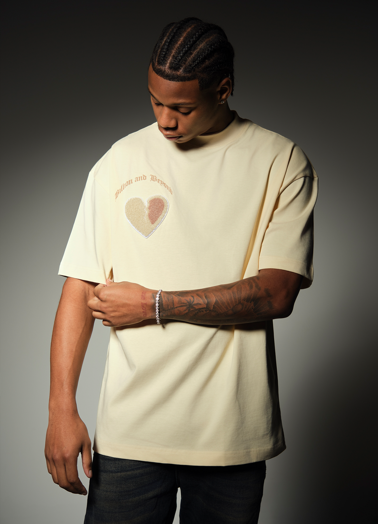 CRACK HEART TEE - BEIGE